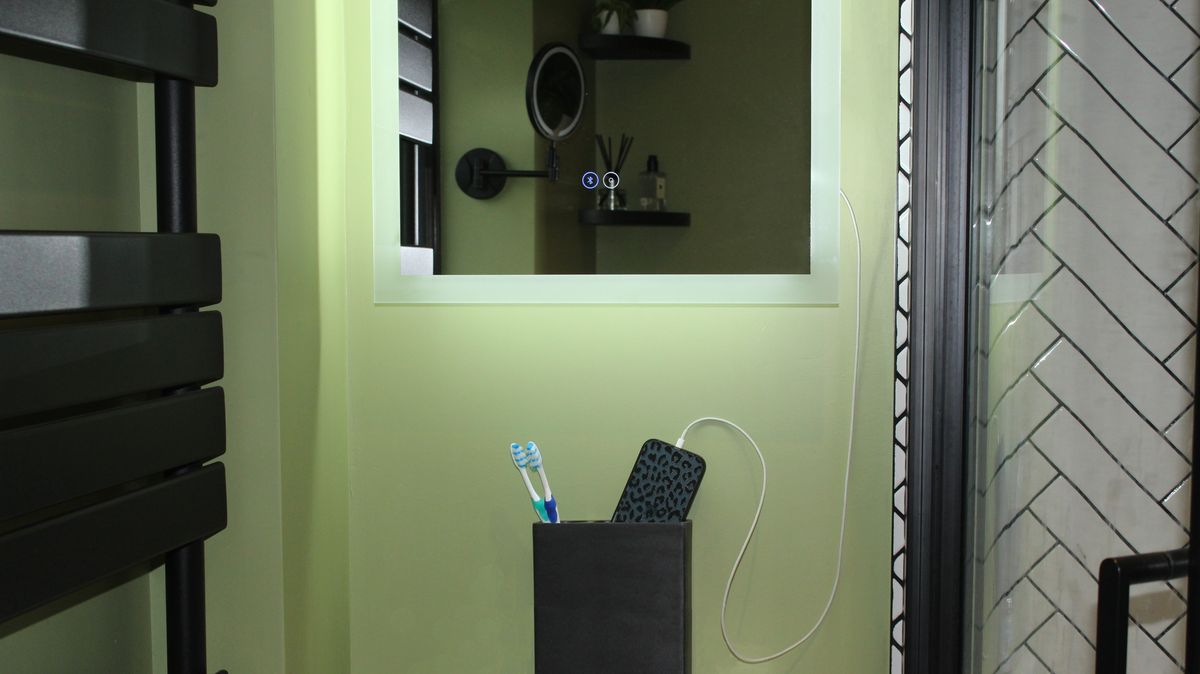 Alfie Square Mirror LED Edge w. Demist & Shaver Point, Bluetooth & USB Charger - 500 x 700 x78mm - product image 4